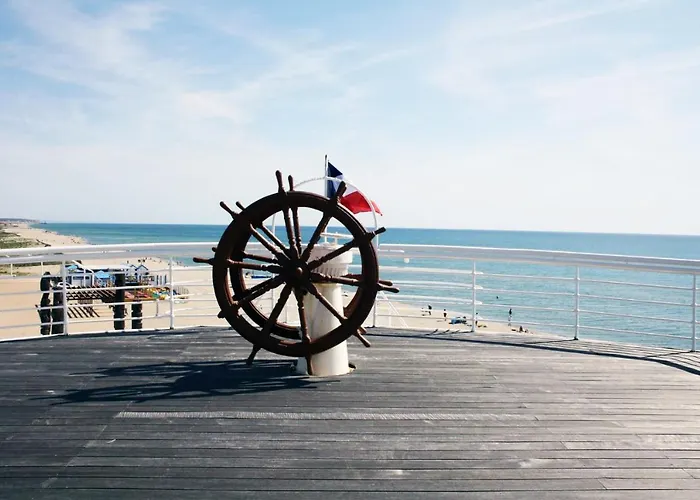 아파트 Vue & Acces Direct A La 르발카레스